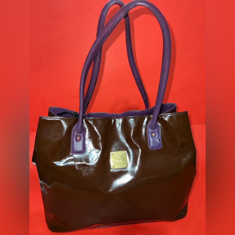MCM Patent Leather Embossed Tote in Dark Brown with Purple Handles and Interior - Picture 3 of 3